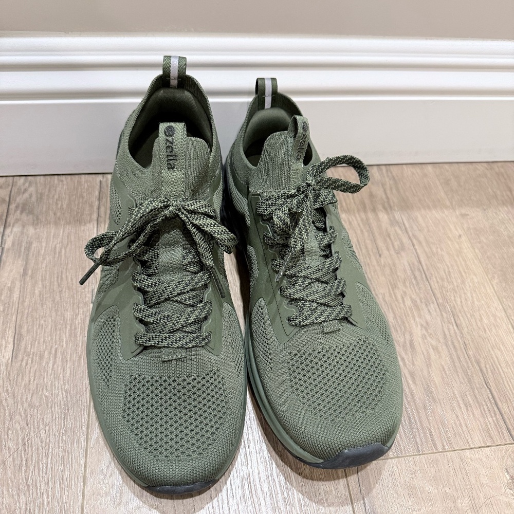 Zella Men’s Olive Green Athletic Sneakers OrthoLite Insole – Size _8.5